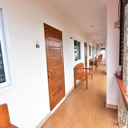 Kt Knight Hotel สุรินทร์ ภายนอก รูปภาพ