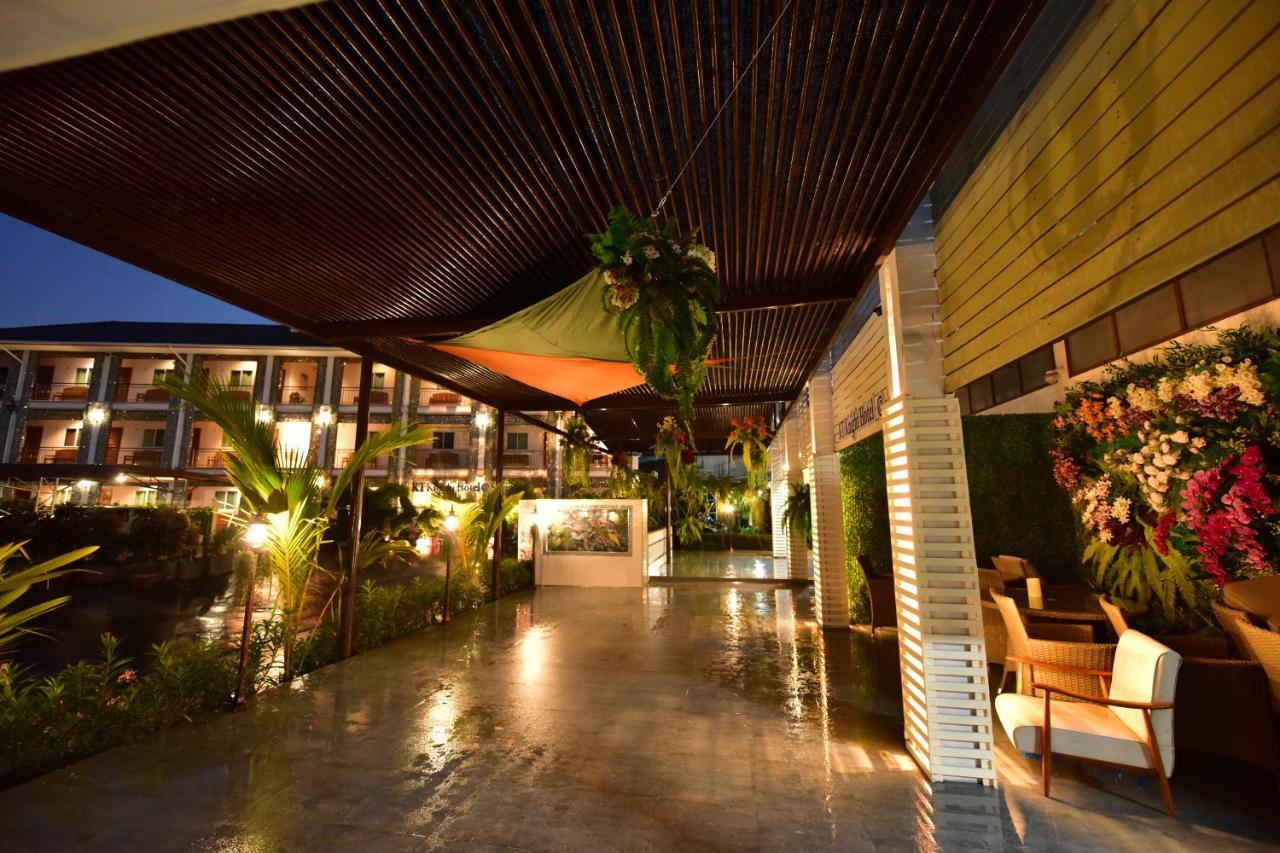 Kt Knight Hotel สุรินทร์ ภายนอก รูปภาพ