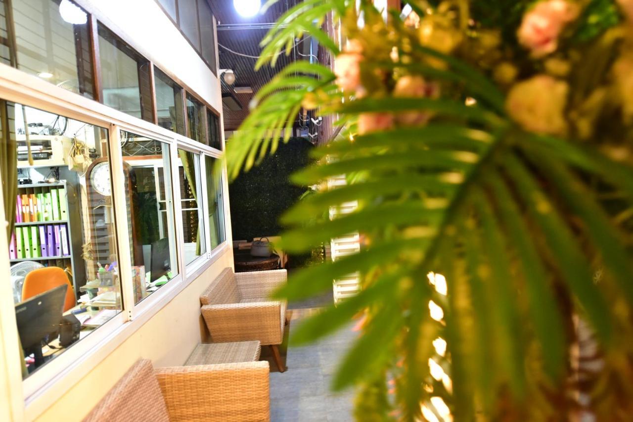 Kt Knight Hotel สุรินทร์ ภายนอก รูปภาพ